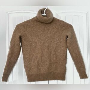 Hudson’s Bay Co. 100% Cashmere Sweater Fits like Petite XS /kids Turtleneck Cut